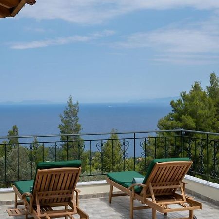 Dream House Capturing The Magic Of Nature Vlachia Exterior photo